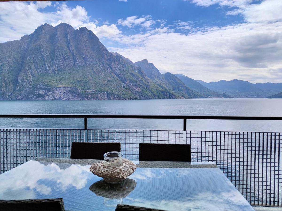 Iseolakerental- Casa Trentapassi Riva di Solto Bagian luar foto