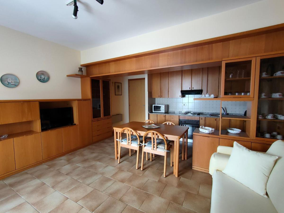 Iseolakerental- Casa Trentapassi Riva di Solto Bagian luar foto