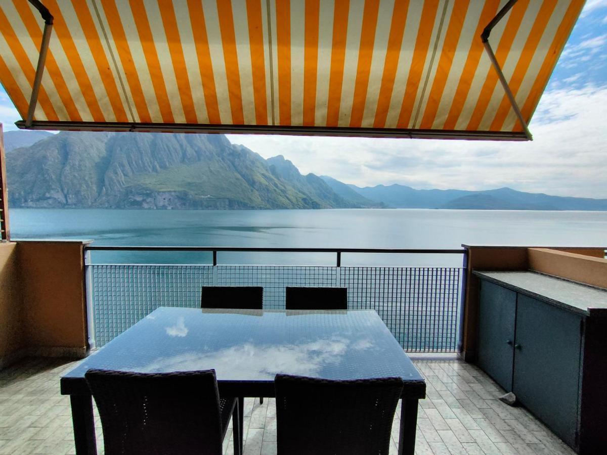 Iseolakerental- Casa Trentapassi Riva di Solto Bagian luar foto