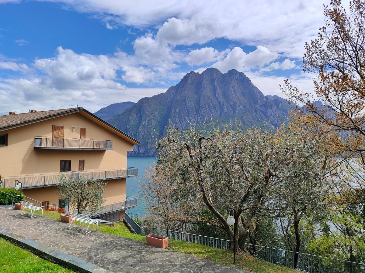 Iseolakerental- Casa Trentapassi Riva di Solto Bagian luar foto