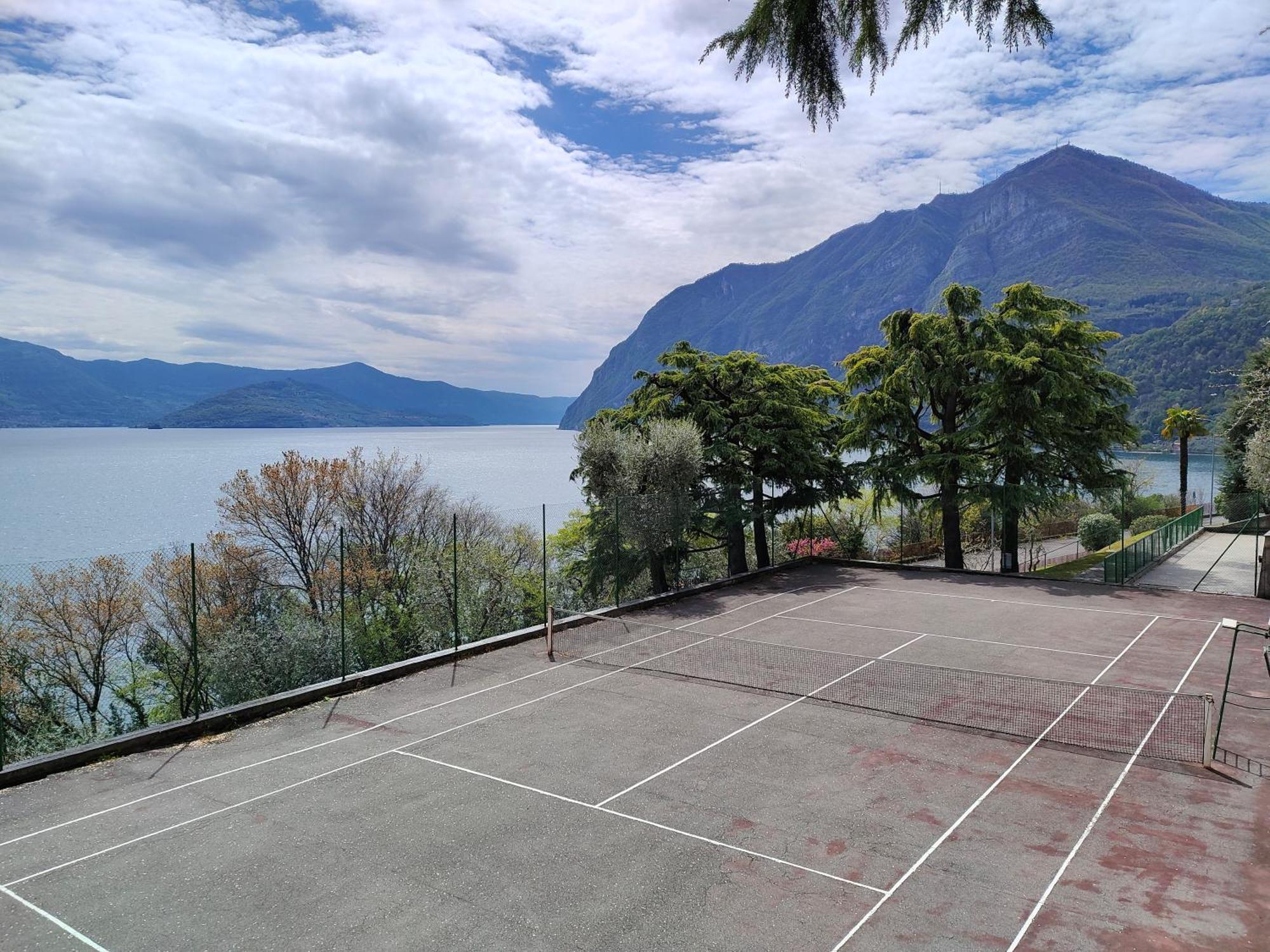 Iseolakerental- Casa Trentapassi Riva di Solto Bagian luar foto